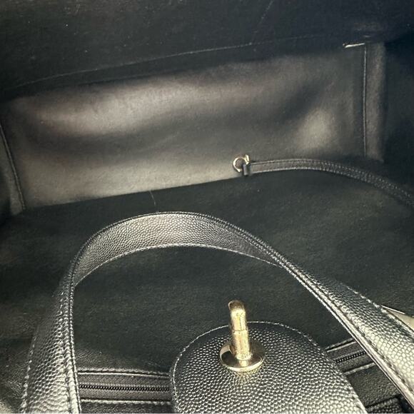 CHANEL business affinity leather handbag large Authentic Retail 7500$